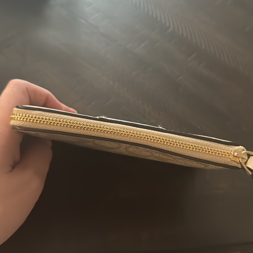 Coach Wristlet - Picture 5 of 7